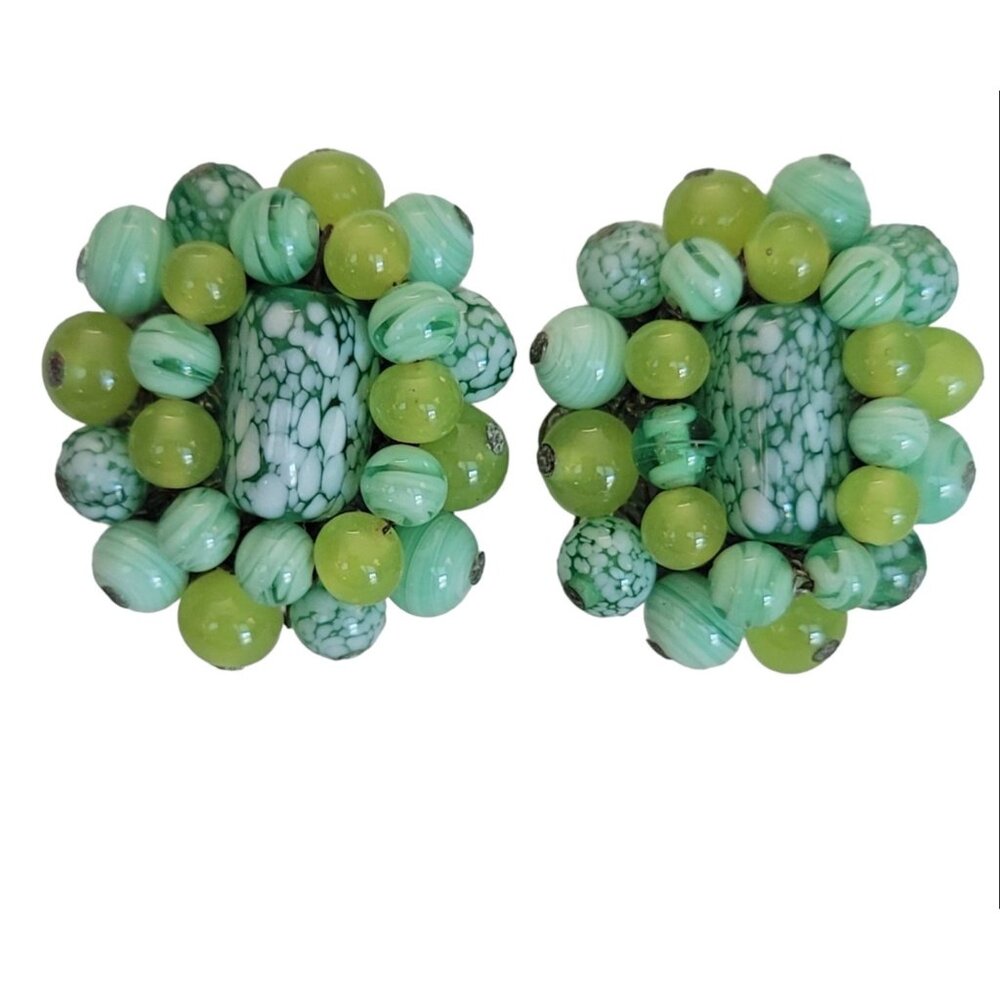 Green Art Glass Bead Clip-On Earrings M805